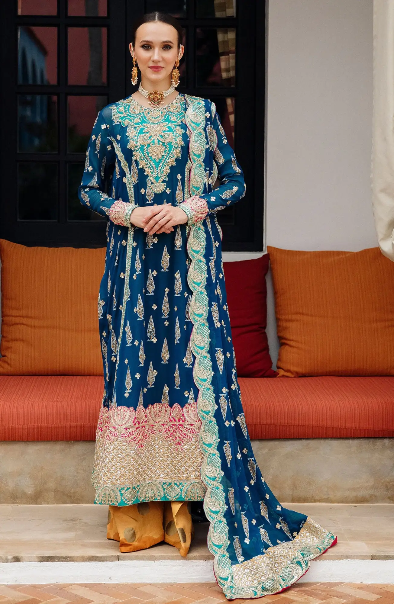 FREESIA LUXURY FORMALS