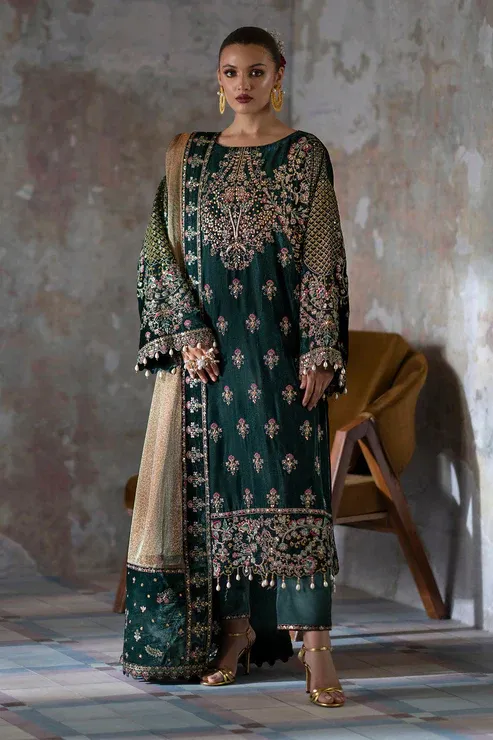Emaan Adeel Saanjh Velvet
