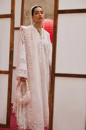 Elan ROUHAAN 04B