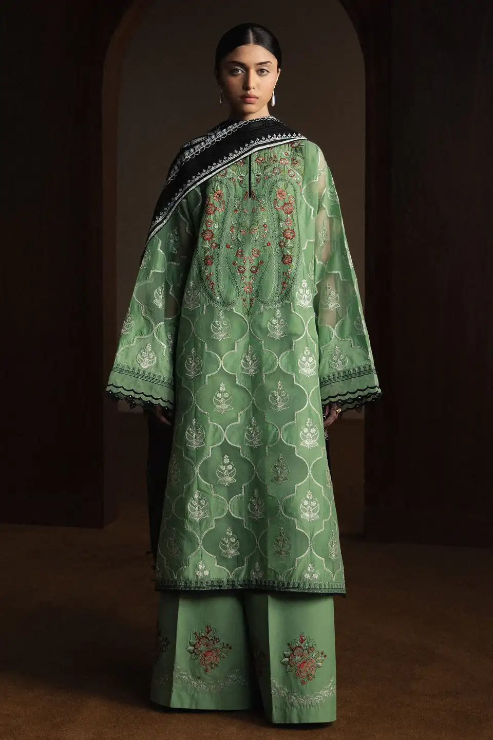 Zara Shahjahan Satori Midoriya D6