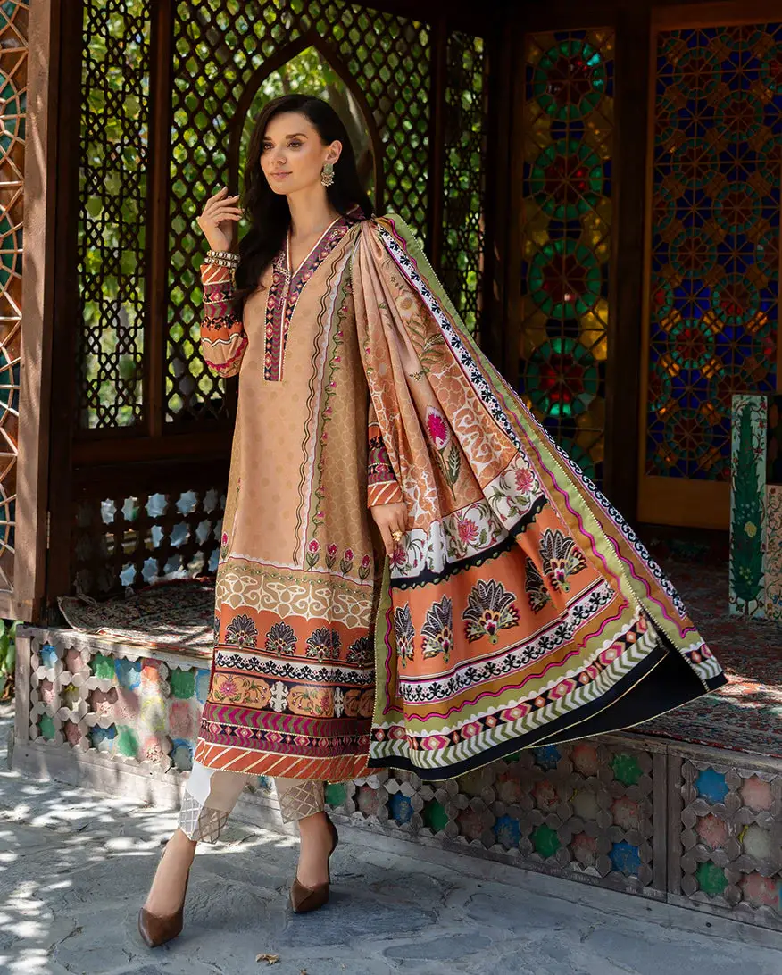 Mushq Hemline Solara Crest
