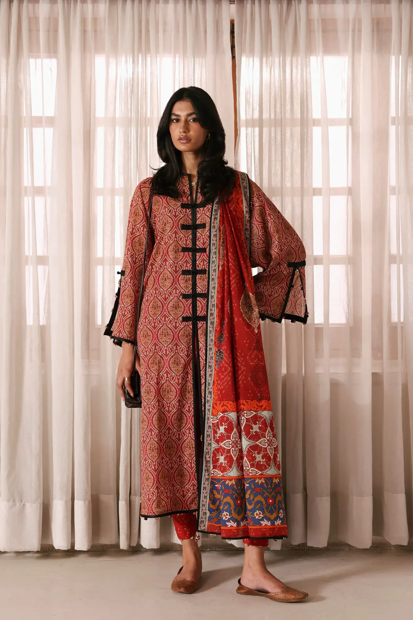 Zaha Amaya ZAREEN (APL26-10)