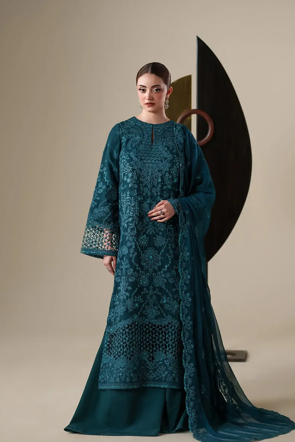 Emaan Adeel Nouvelle EIRA