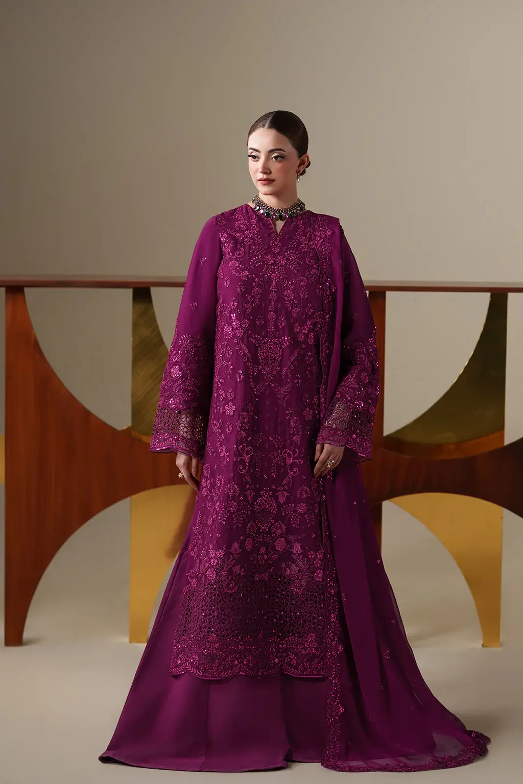 Emaan Adeel Nouvelle THEA