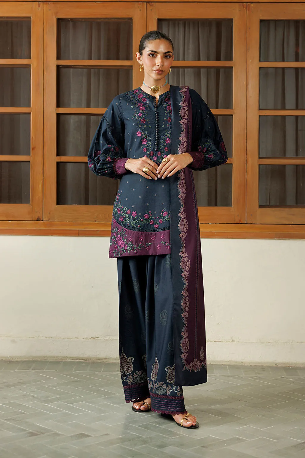 IZNIK FRE FALL IPF-21