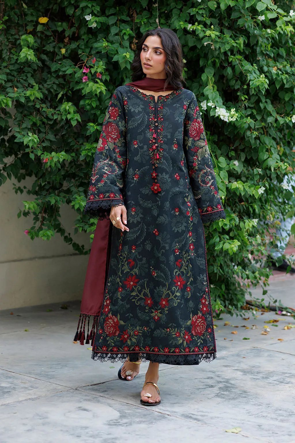 IZNIK FRE FALL IPF-31