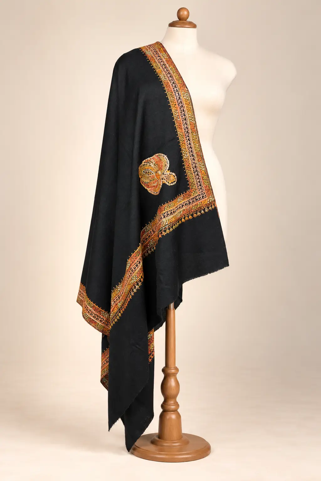 Toosha Sozni Doordar Shawl 03