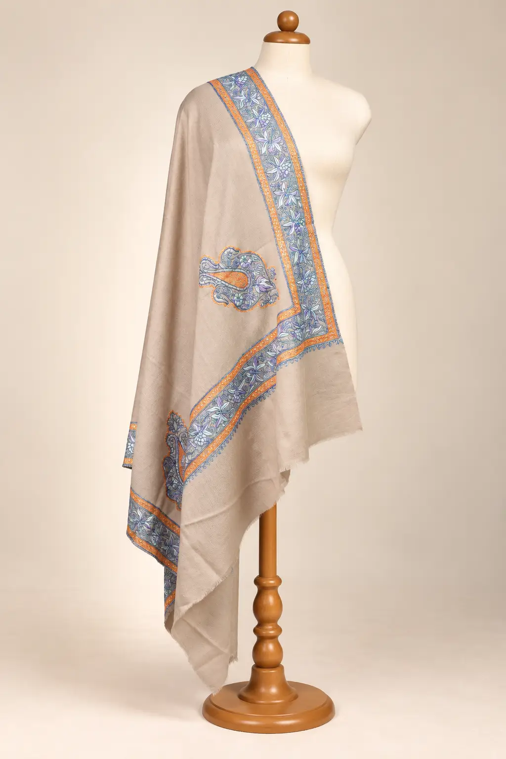 Toosha Sozni ( Paper Machee) Doordar Shawl 04
