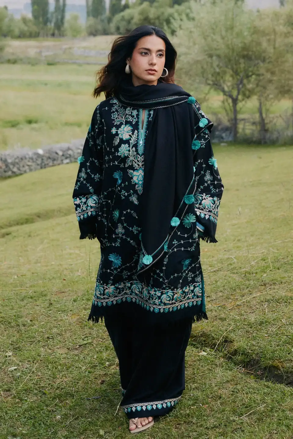 COCO Winter TABASSUM-7B