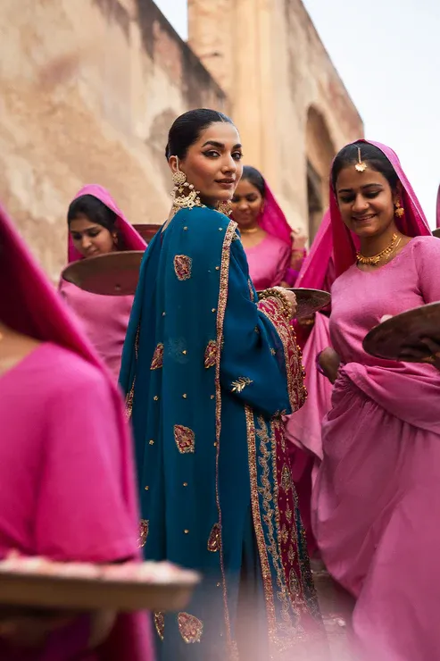 VELANIS (EMPRESS WEDDING)